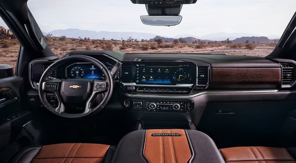 Black and brown interior and dash in a 2026 Chevy Silverado 2500.