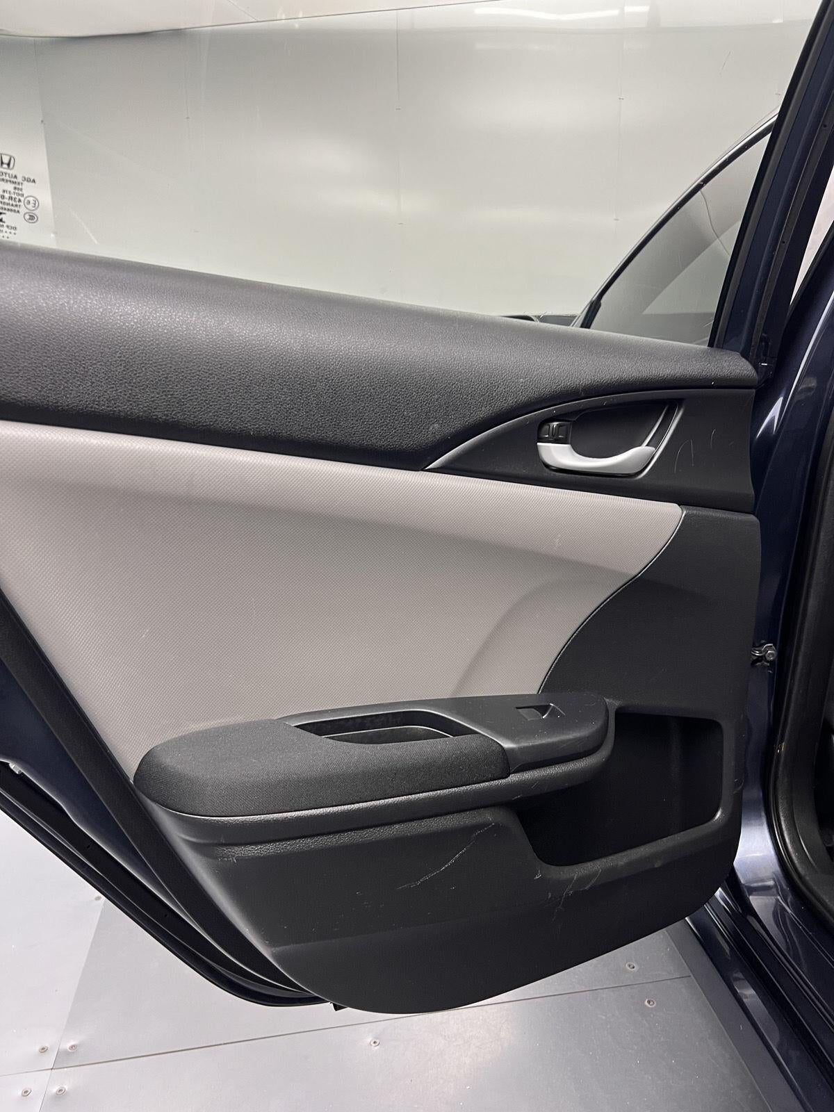 2019 Honda Civic Sedan LX