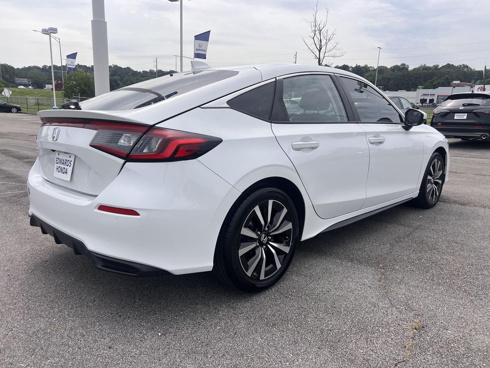 2024 Honda Civic Hatchback EX-L