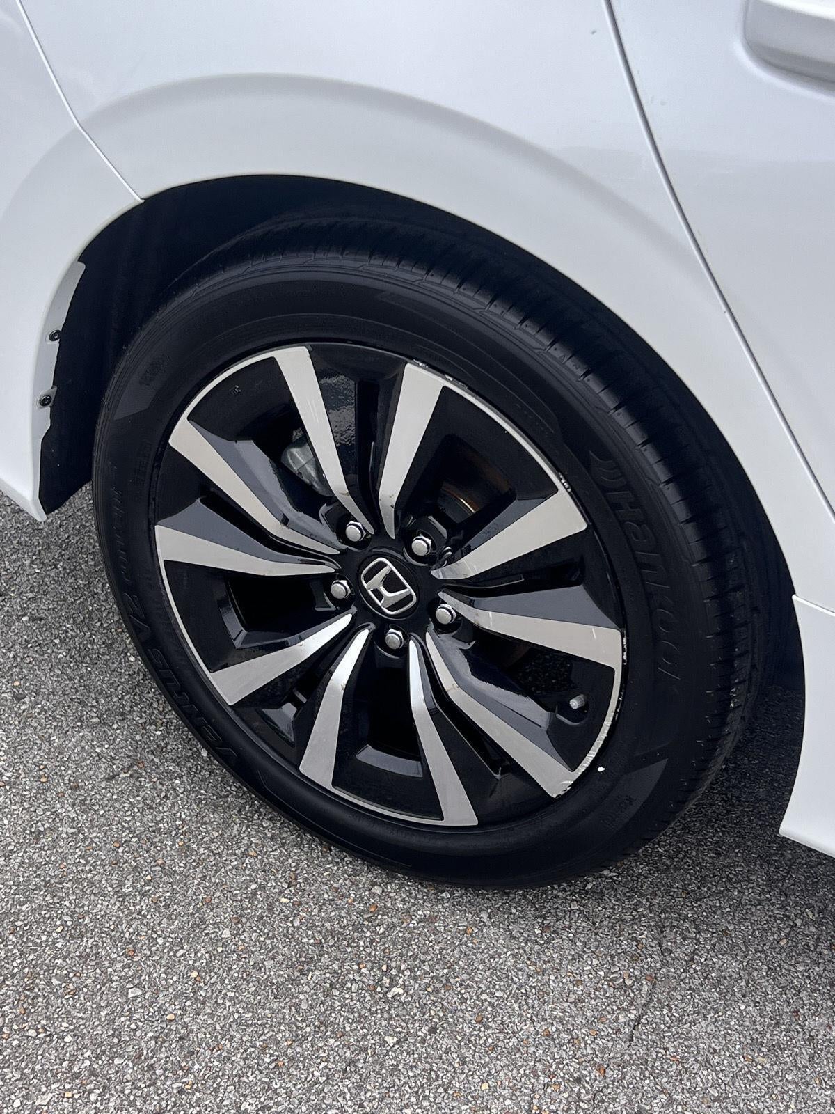2024 Honda Civic Hatchback EX-L
