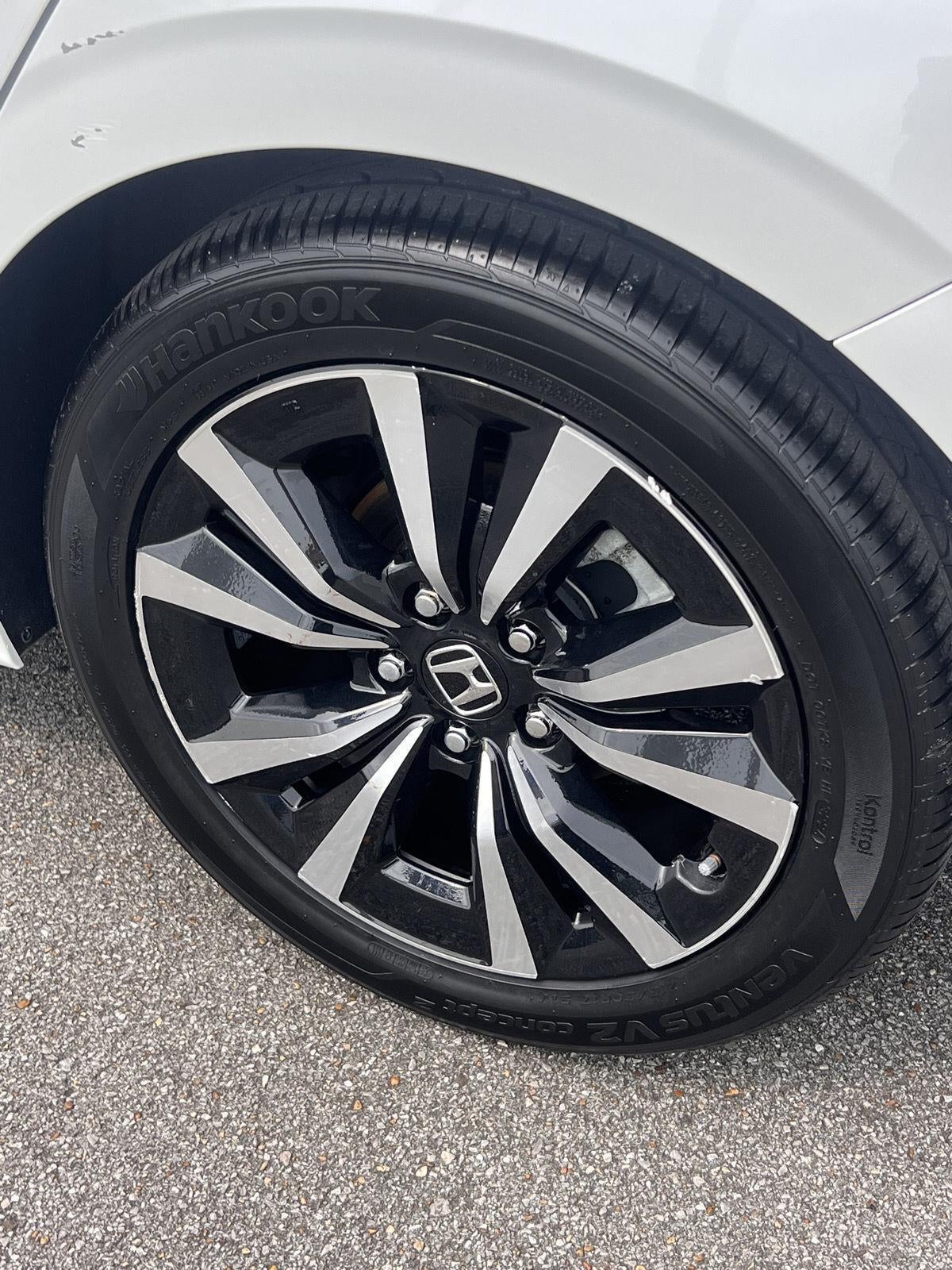 2024 Honda Civic Hatchback EX-L