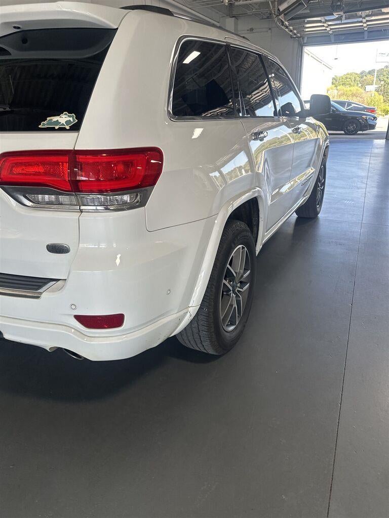 2020 Jeep Grand Cherokee Overland