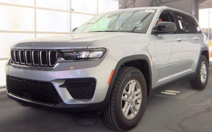 2023 Jeep Grand Cherokee Laredo
