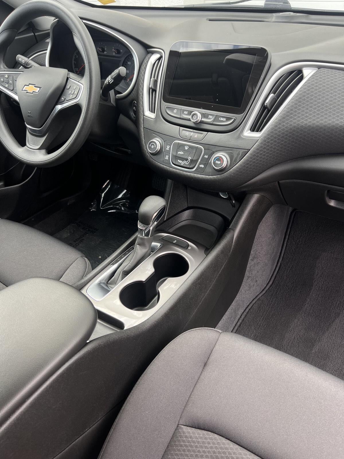 2022 Chevrolet Malibu LS