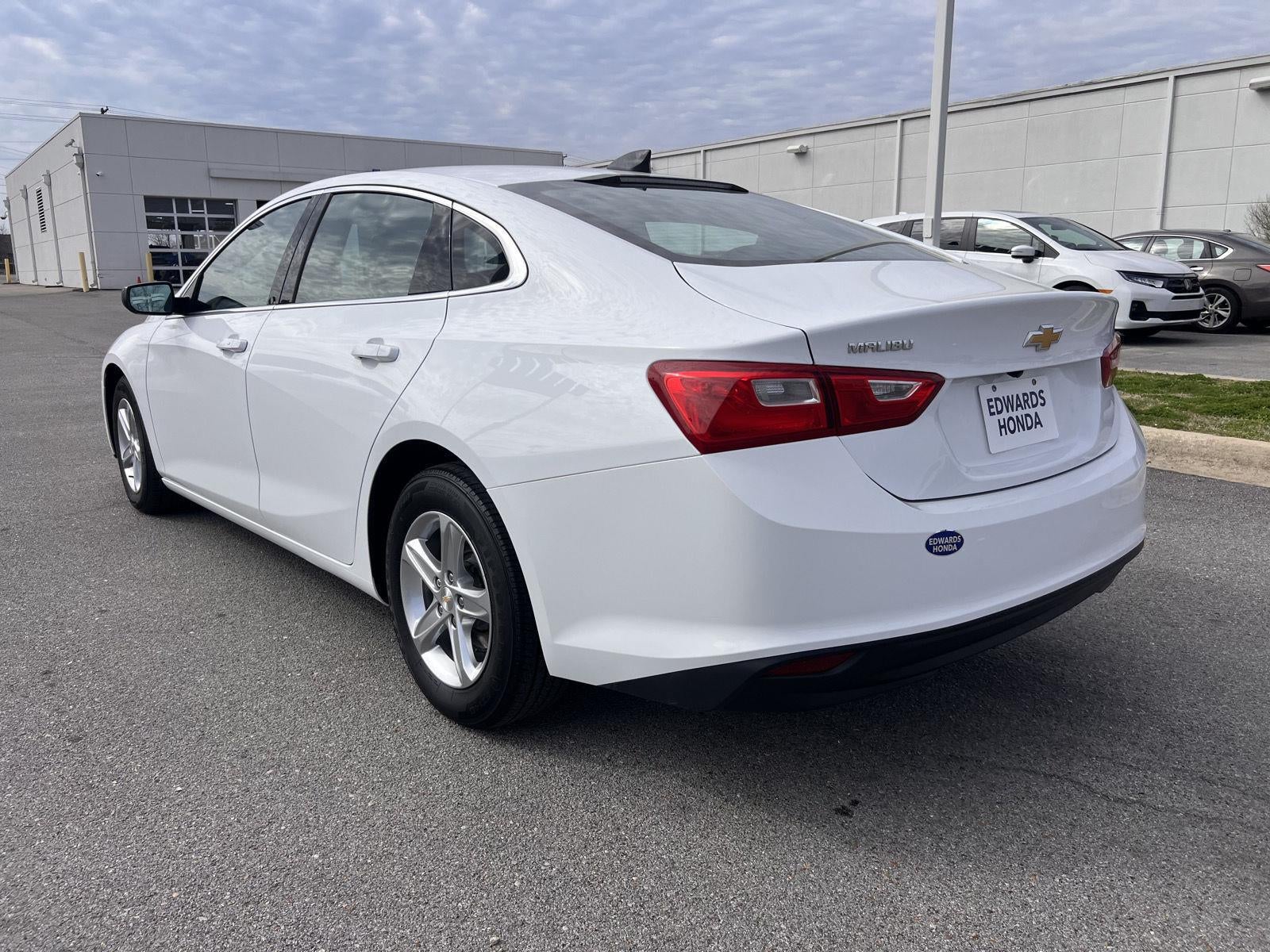 2022 Chevrolet Malibu LS