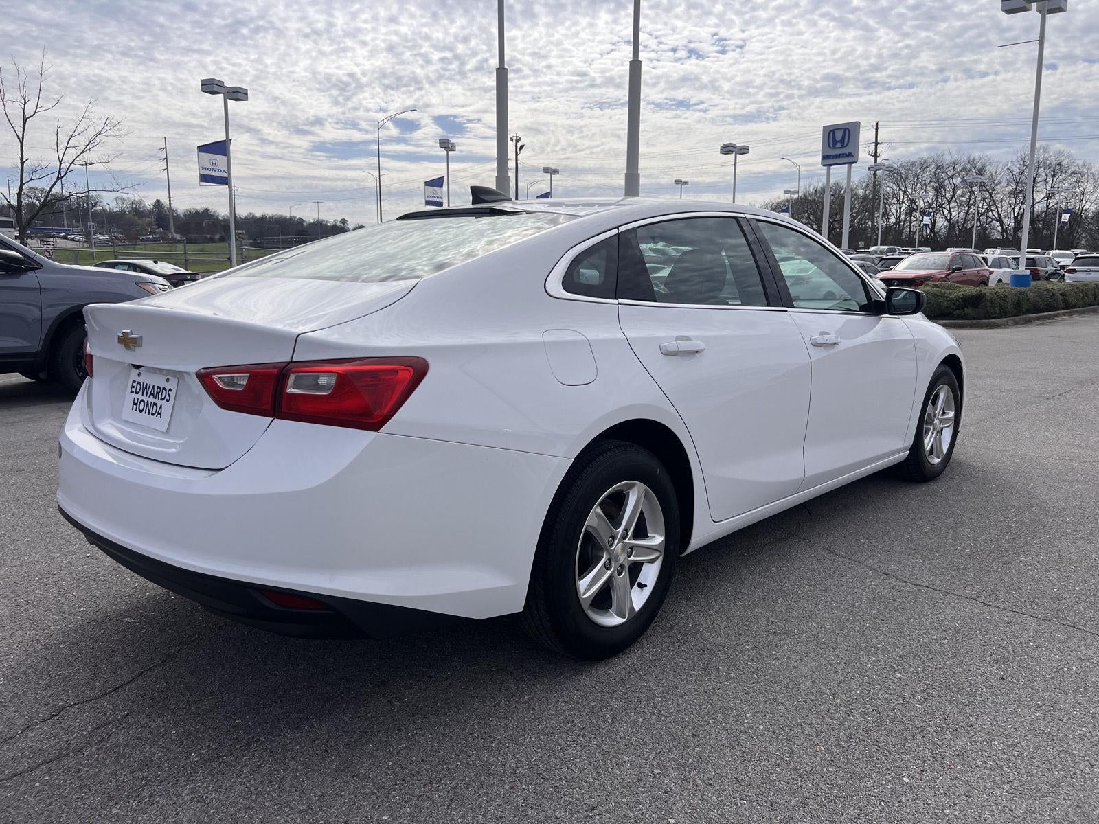 2022 Chevrolet Malibu LS