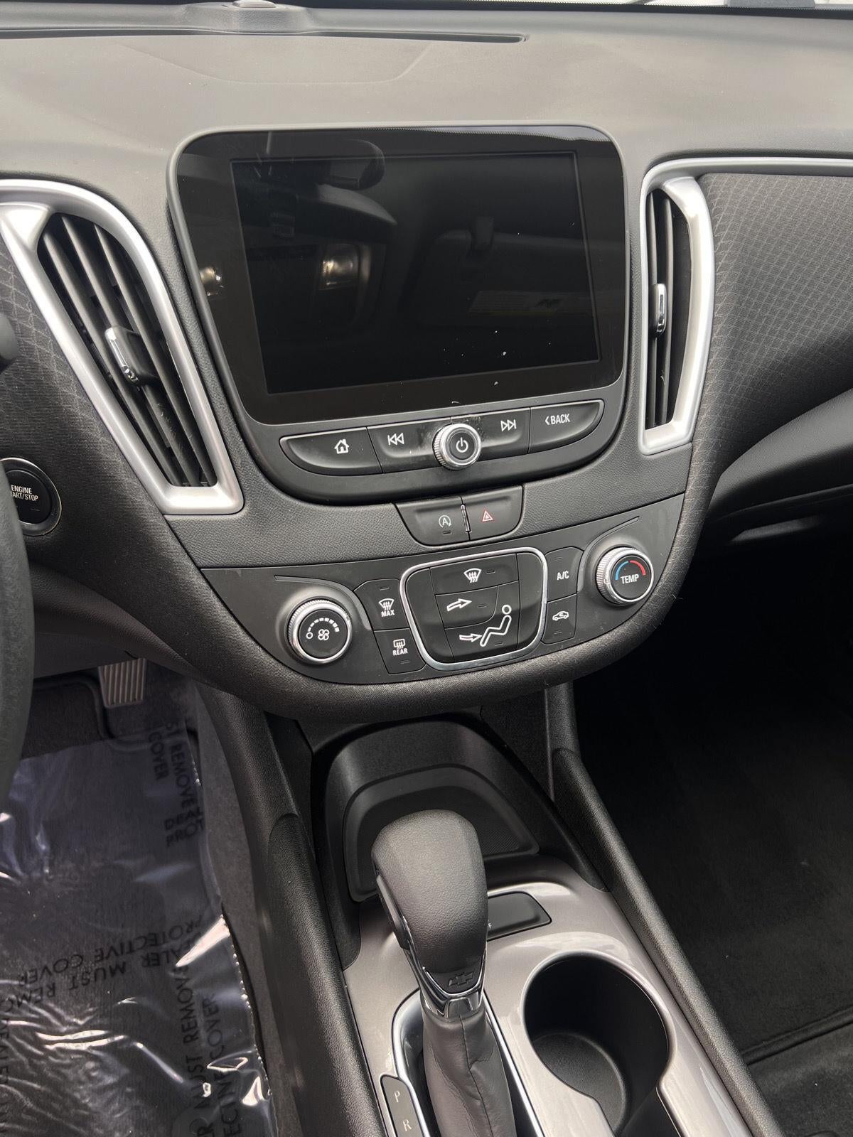 2022 Chevrolet Malibu LS