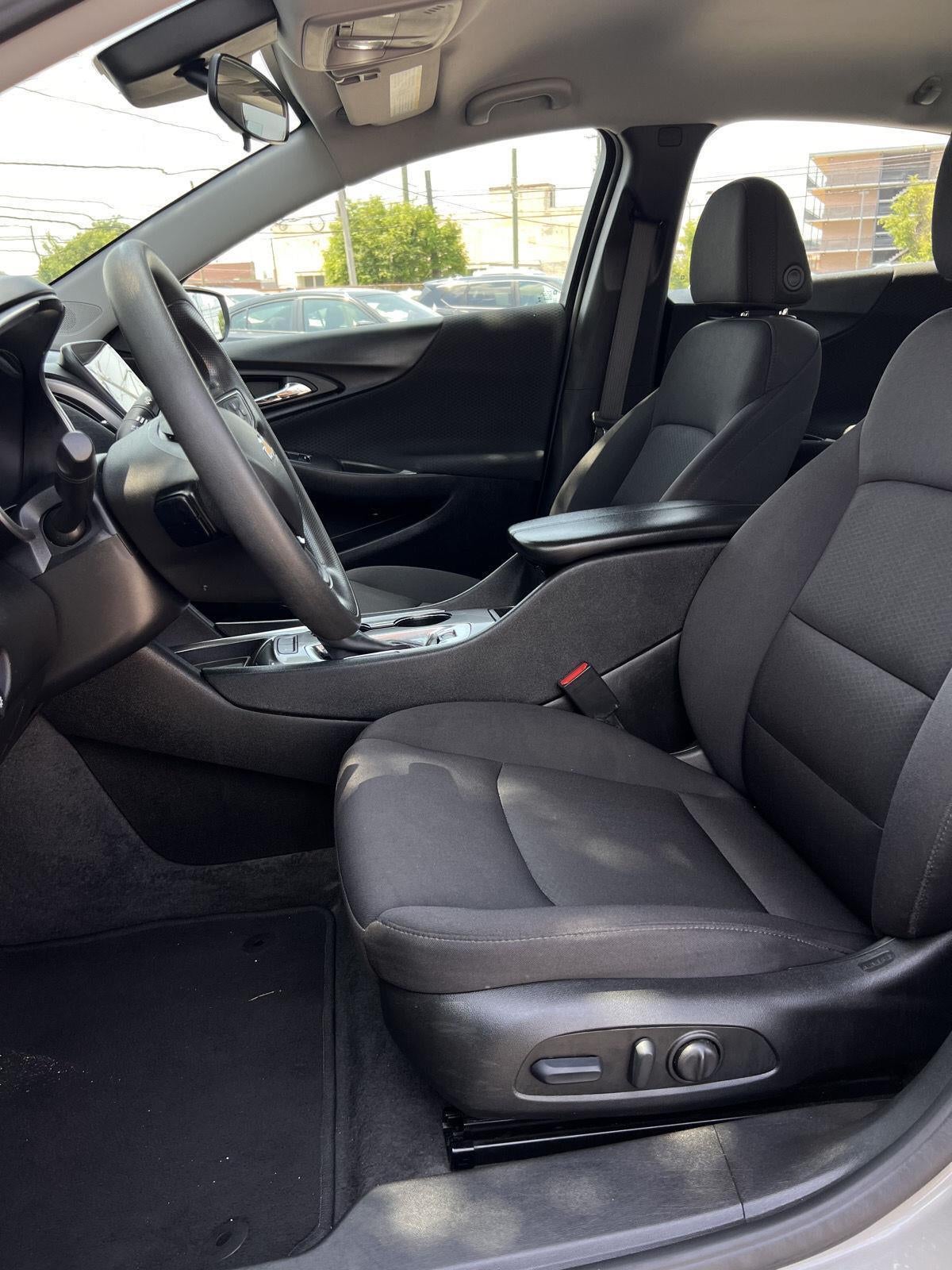 2025 Chevrolet Malibu LT