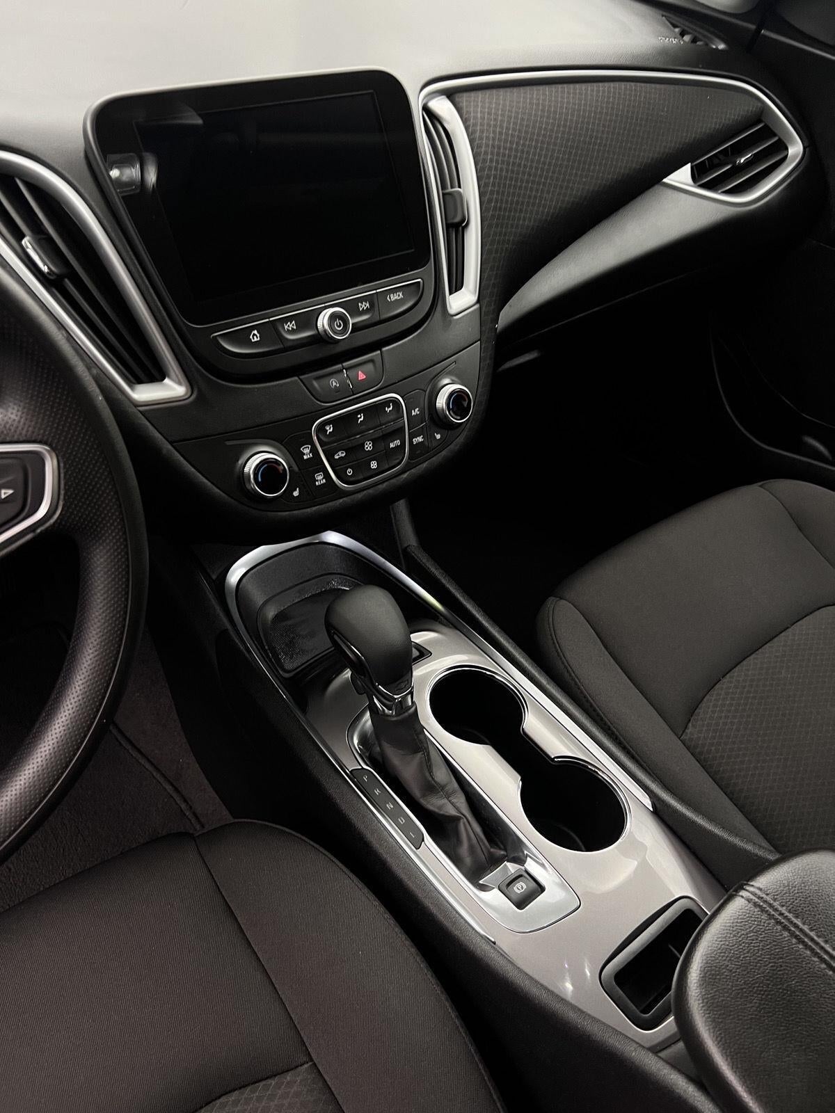 2025 Chevrolet Malibu LT
