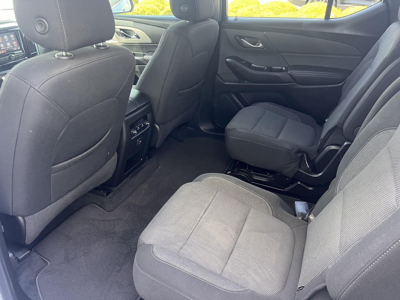 2022 Chevrolet Traverse LT Cloth