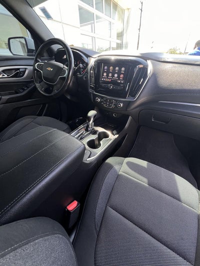2022 Chevrolet Traverse LT Cloth