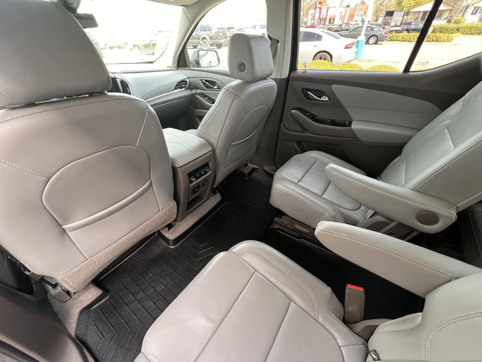 2020 Chevrolet Traverse LT Leather