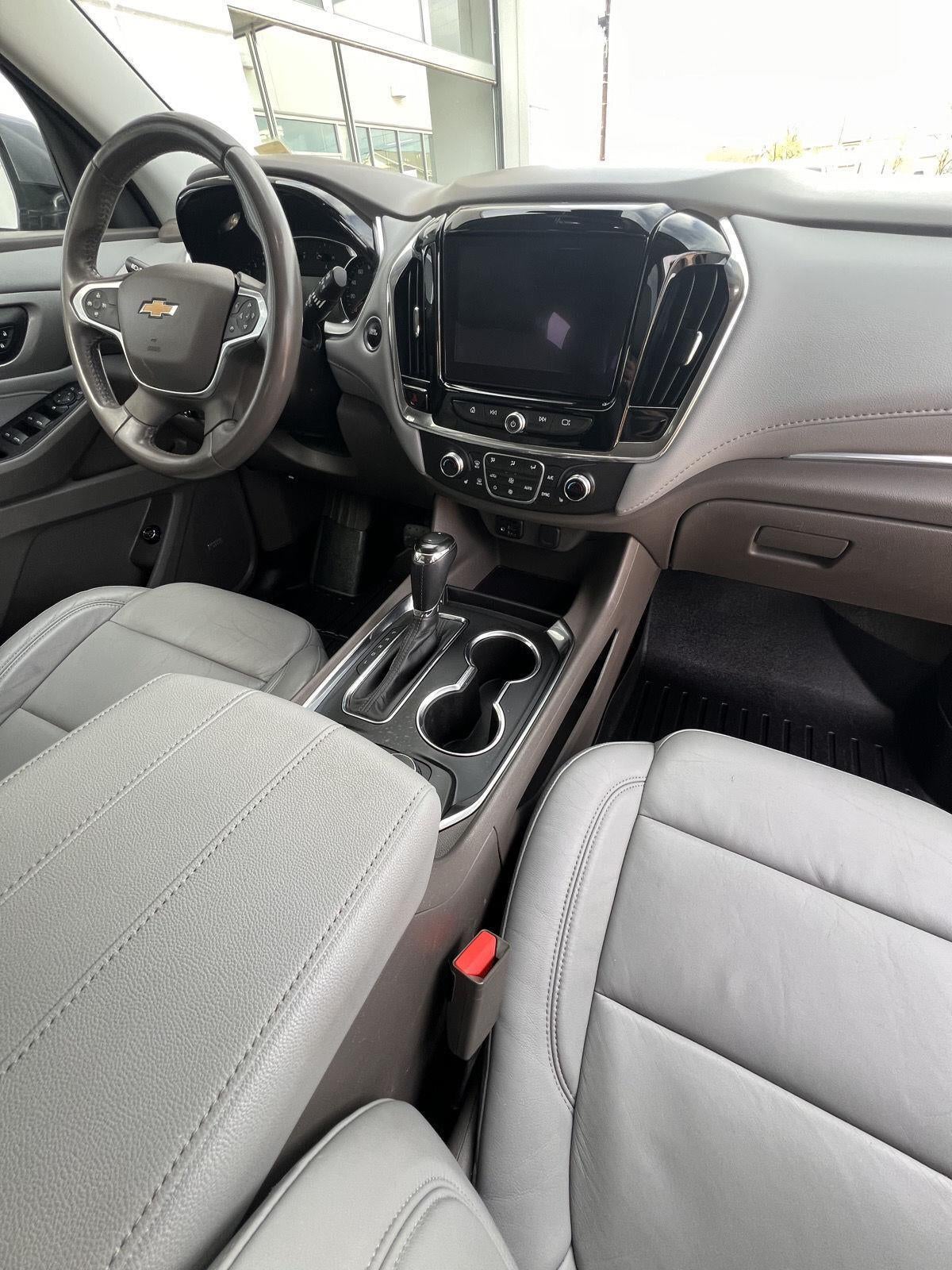 2020 Chevrolet Traverse LT Leather