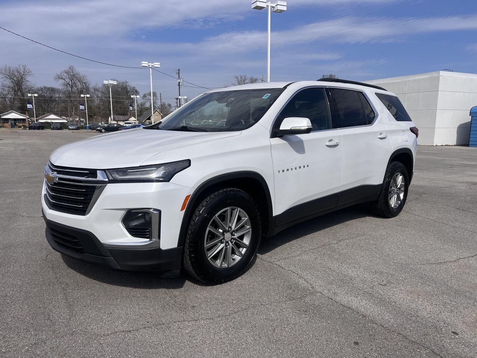 2023 Chevrolet Traverse LT Cloth