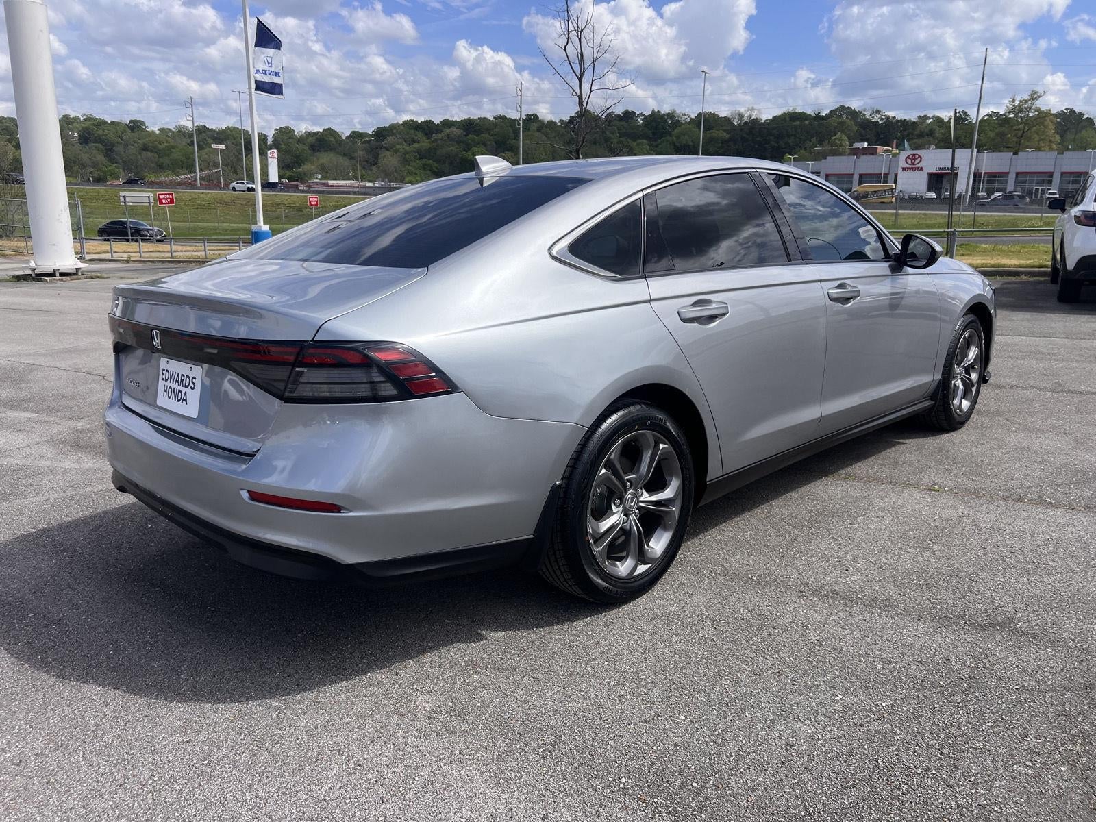 2023 Honda Accord Sedan EX