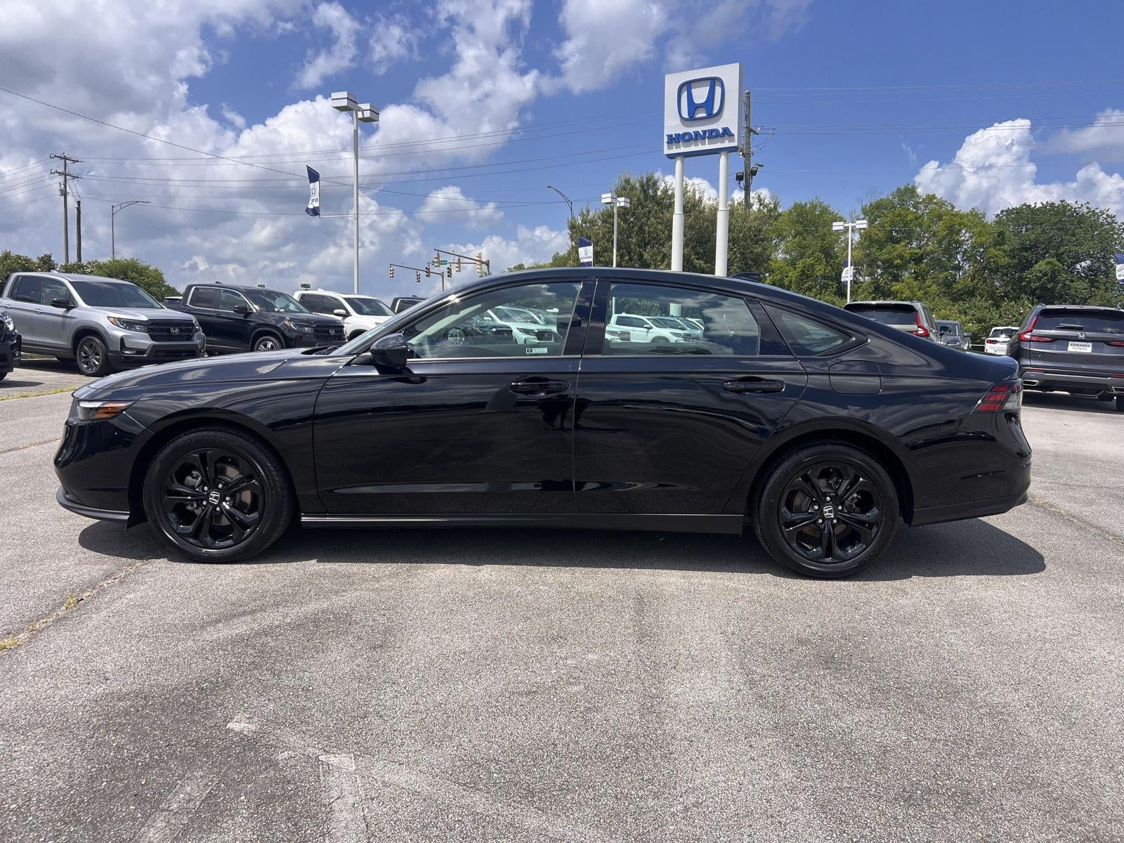 2025 Honda Accord Sedan SE