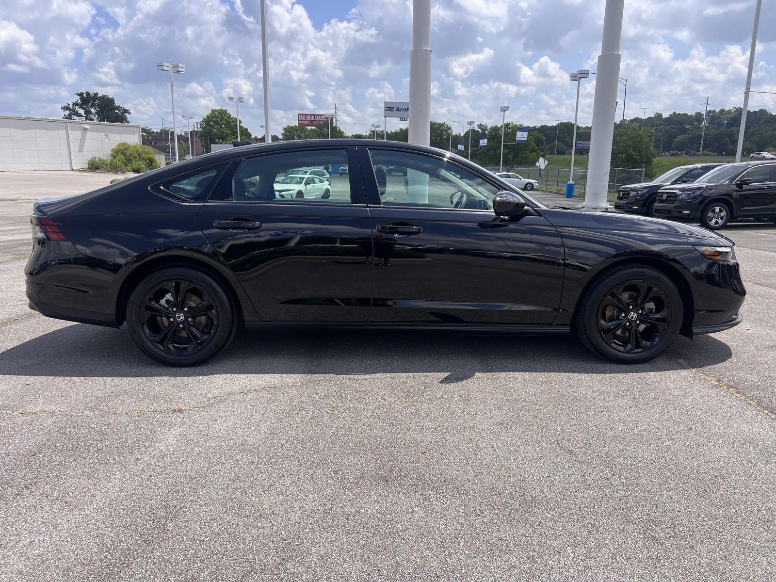 2025 Honda Accord Sedan SE