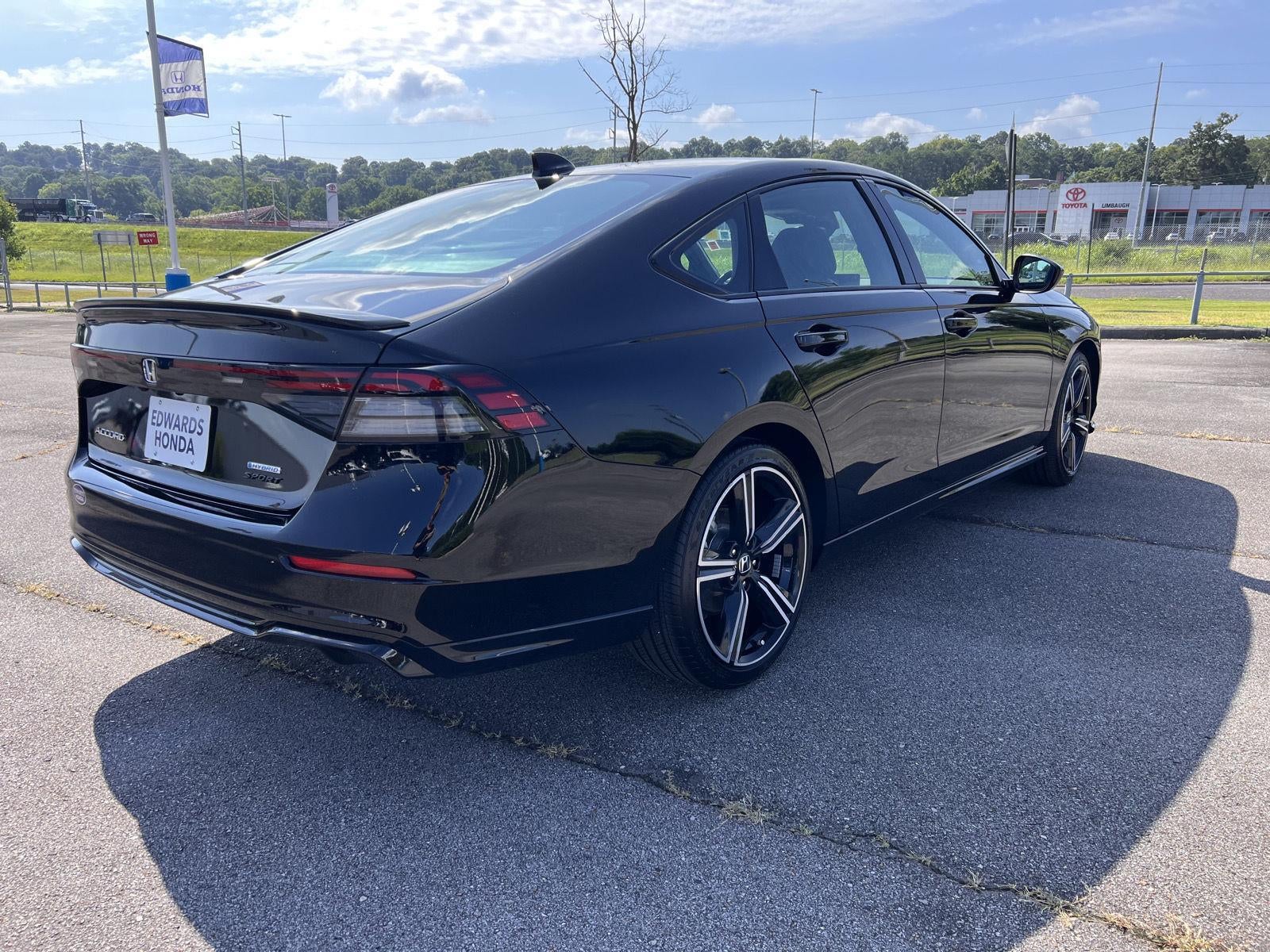 2025 Honda Accord Hybrid Sport-L