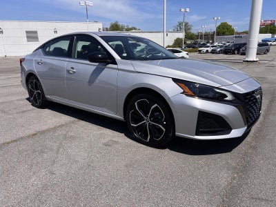 2025 Nissan Altima SR