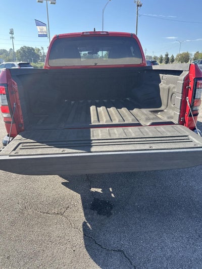 2022 Nissan FRONTIER Base