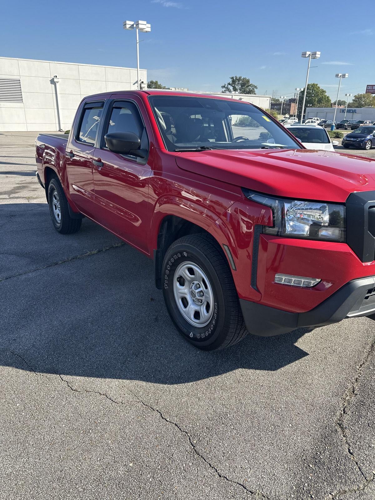 2022 Nissan FRONTIER Base