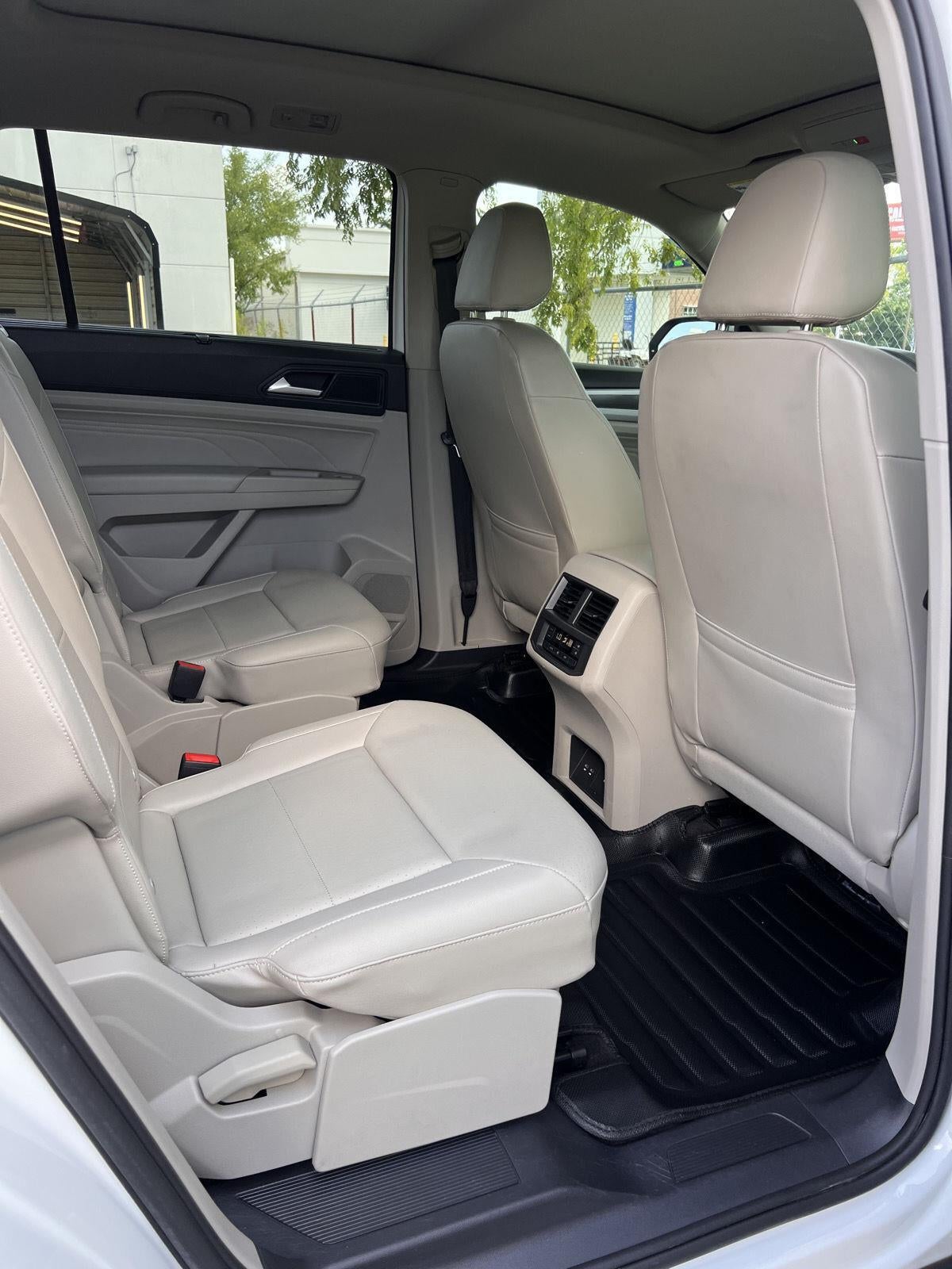 2021 Volkswagen Atlas 3.6L V6 SE w/Technology