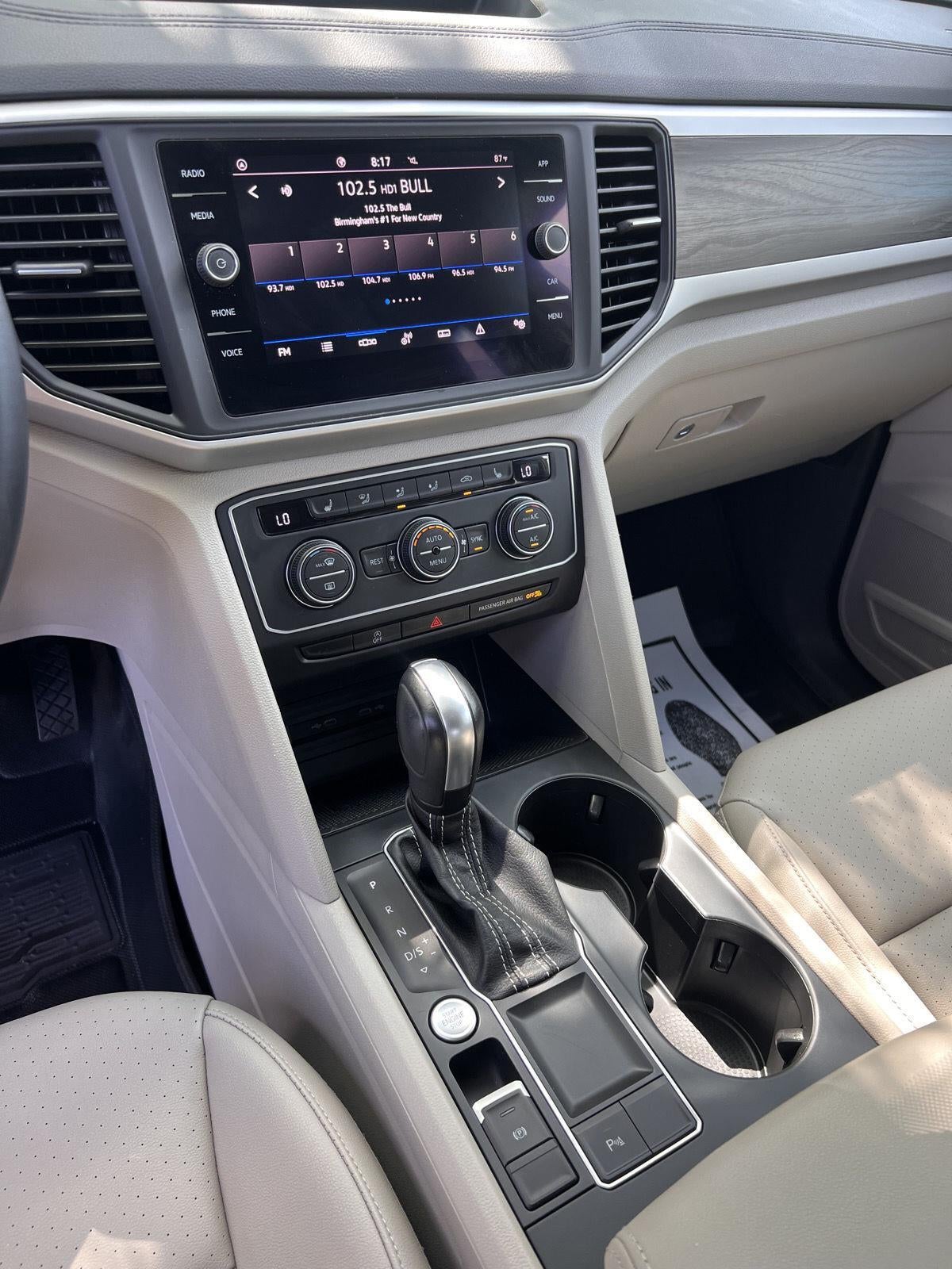 2021 Volkswagen Atlas 3.6L V6 SE w/Technology