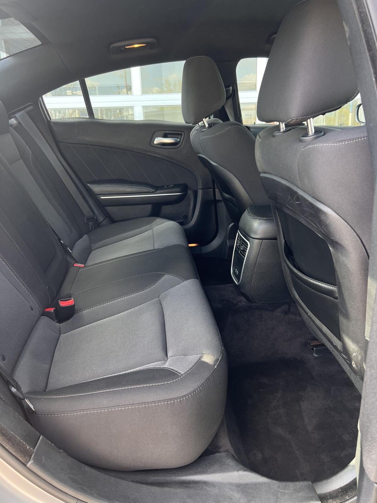 2017 Dodge Charger SXT