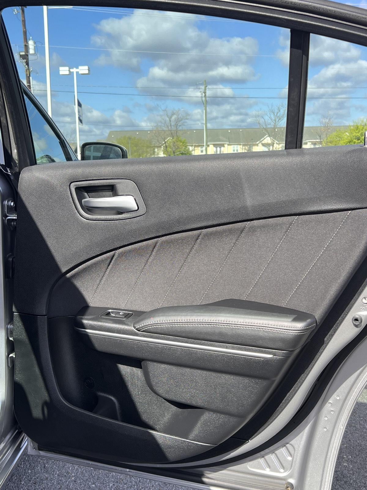 2017 Dodge Charger SXT