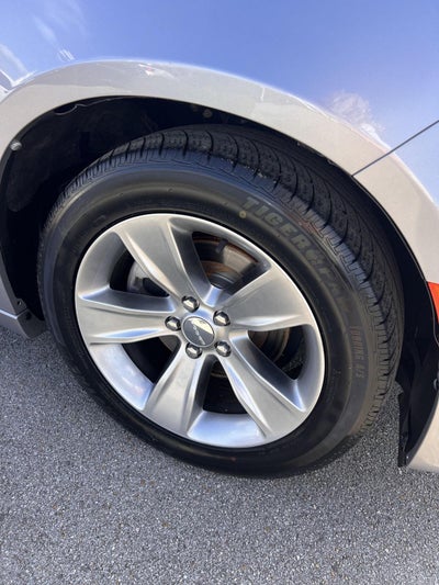 2017 Dodge Charger SXT