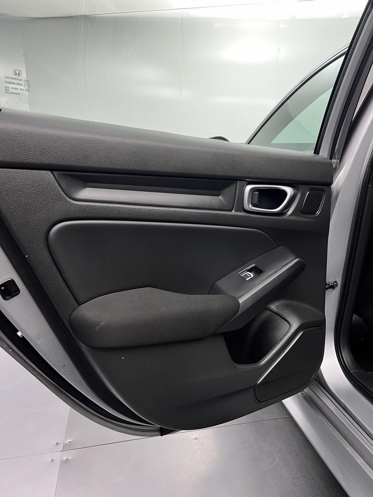 2022 Honda Civic Sedan LX