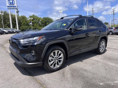 2025 Toyota RAV4 XLE Premium