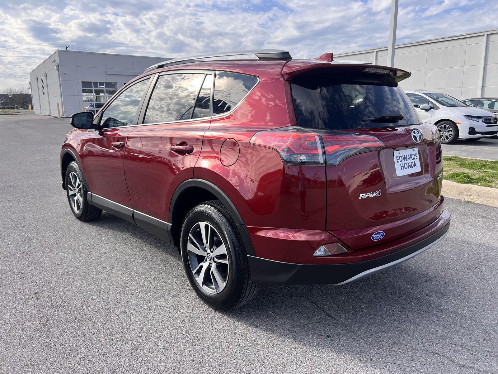 2018 Toyota RAV4 XLE