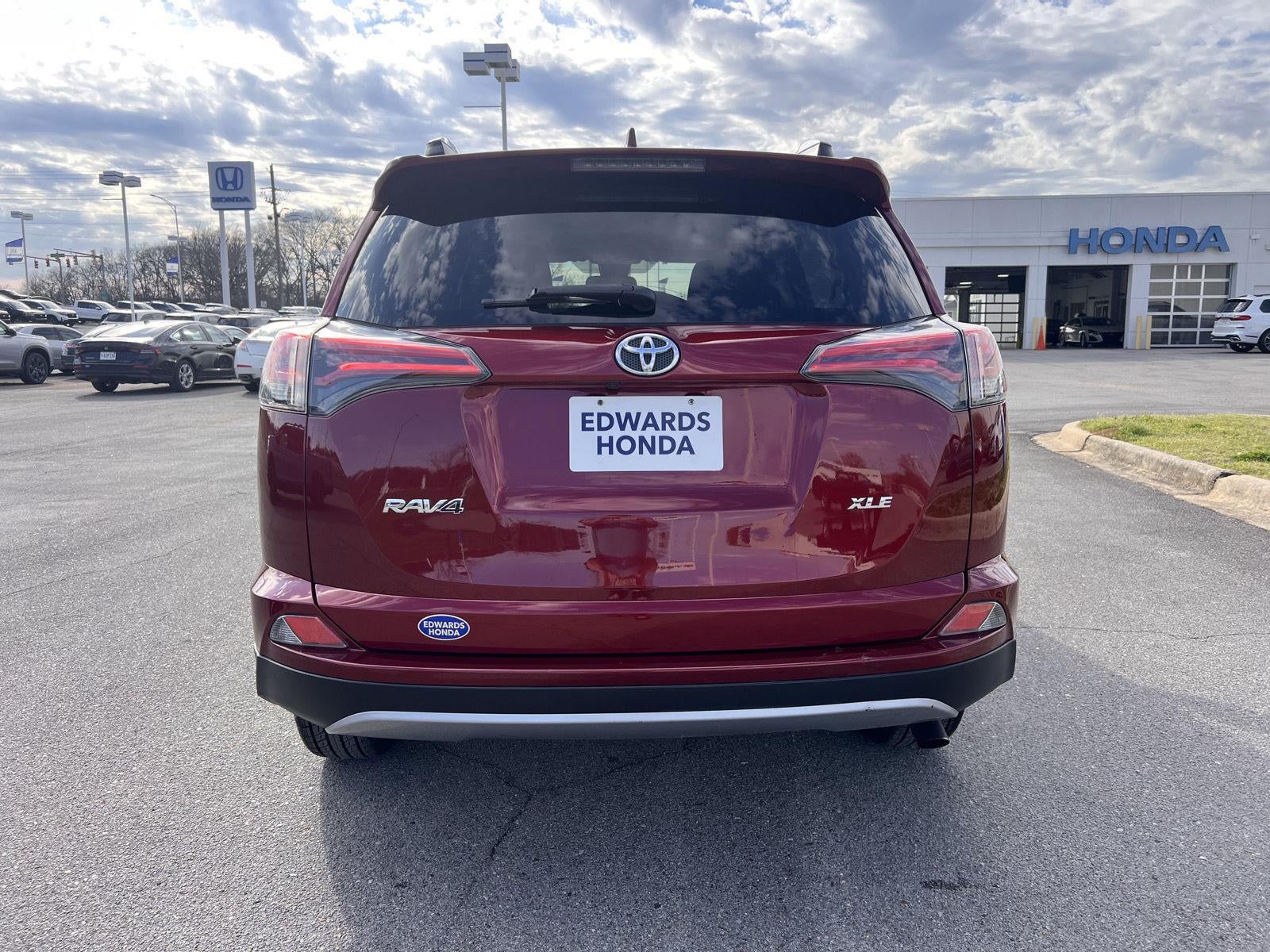 2018 Toyota RAV4 XLE