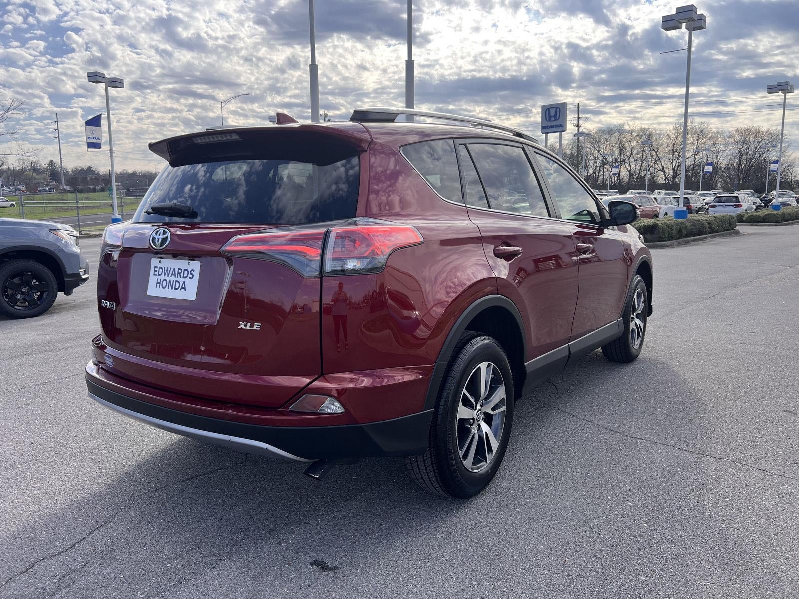 2018 Toyota RAV4 XLE