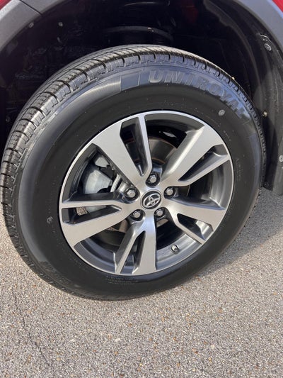 2018 Toyota RAV4 XLE