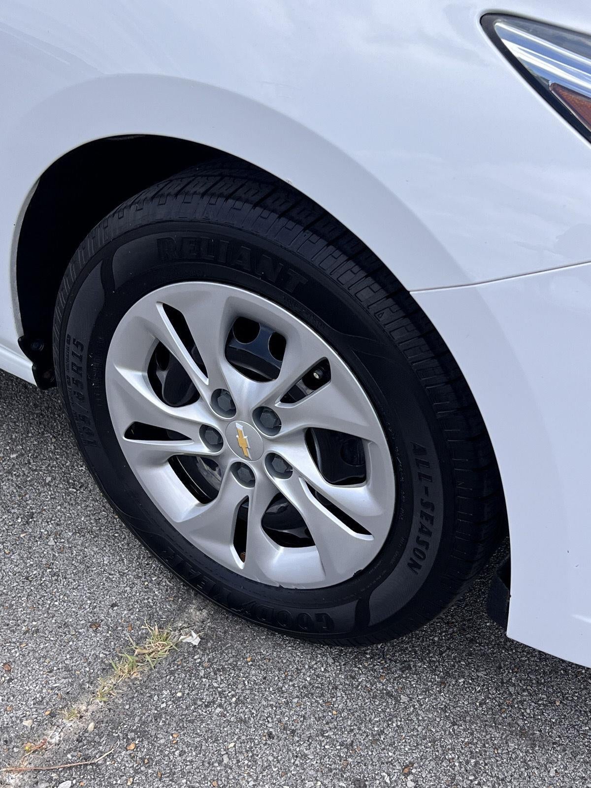 2019 Chevrolet Cruze LS