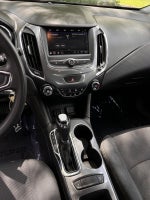 2019 Chevrolet Cruze LS