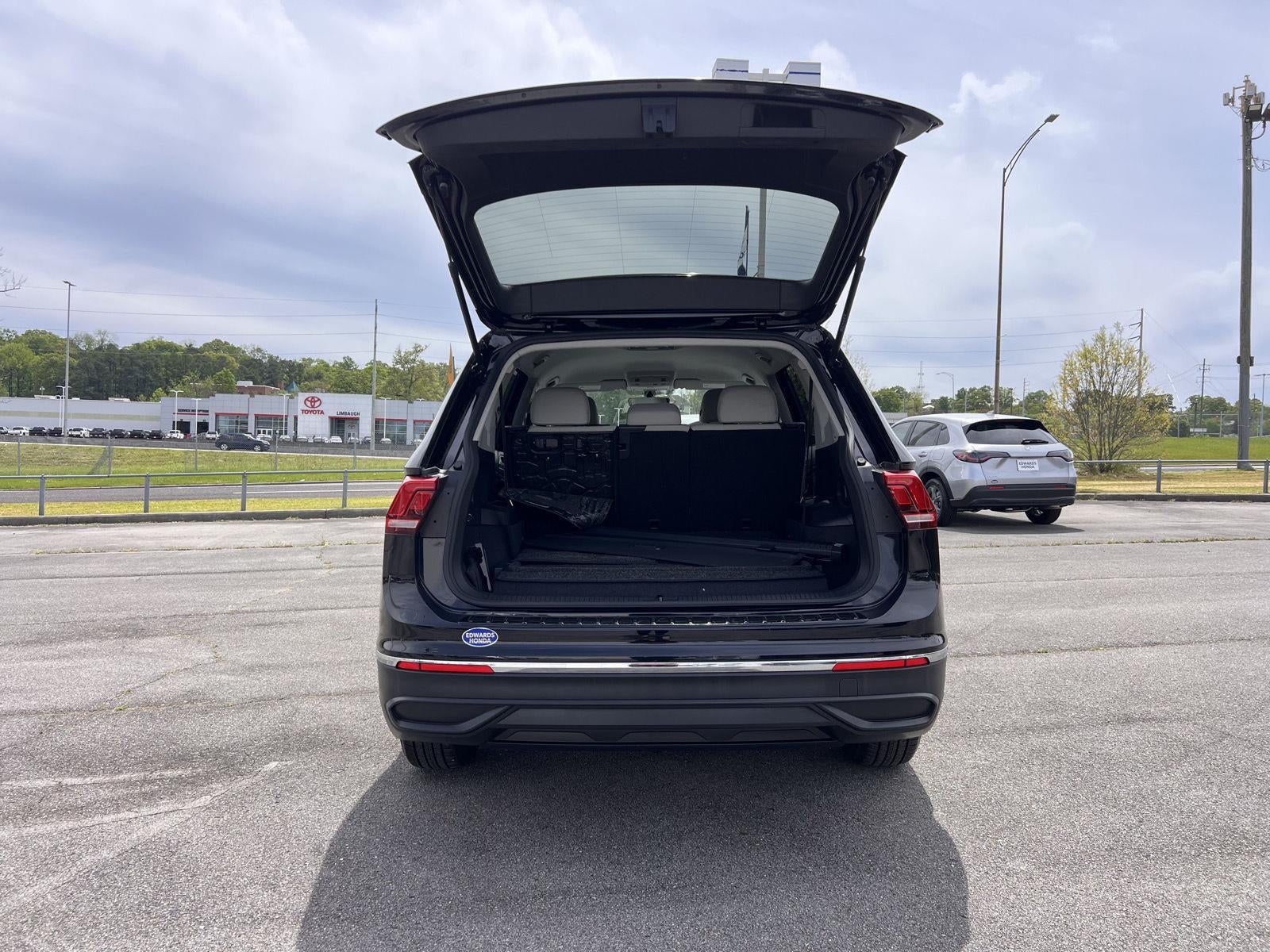 2023 Volkswagen Tiguan S