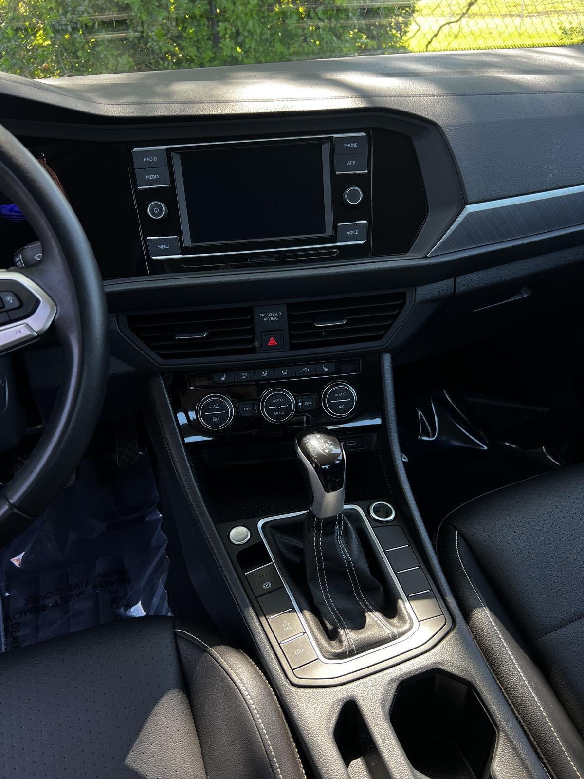 2024 Volkswagen Jetta SE
