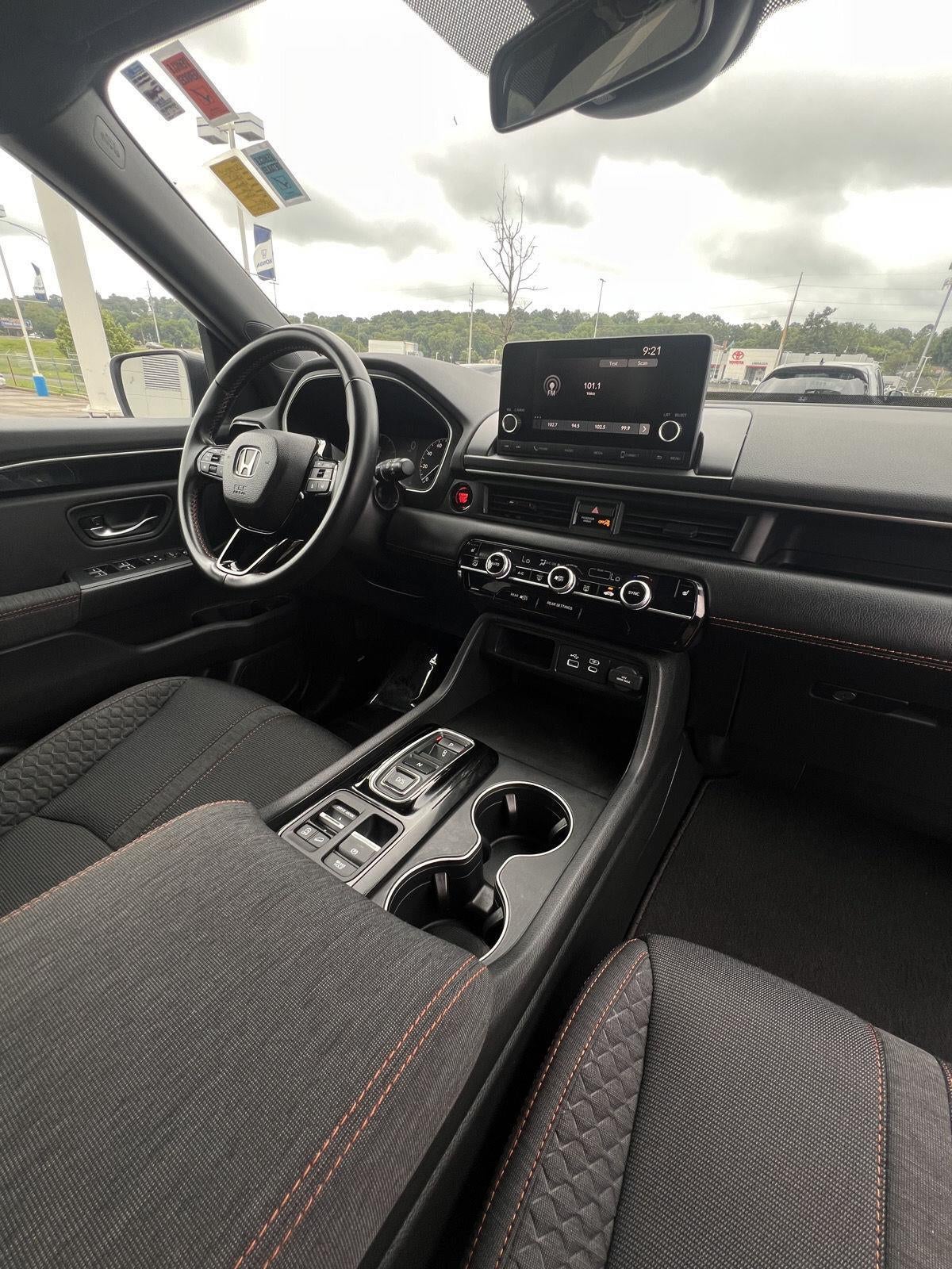 2023 Honda Pilot Sport