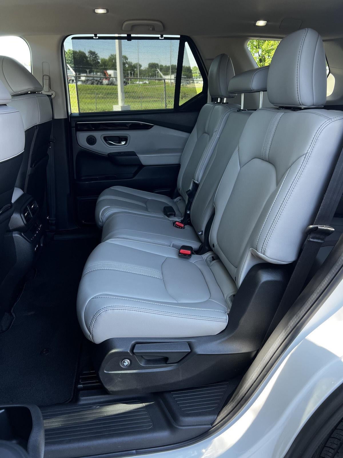 2023 Honda Pilot EX-L 8 Passenger