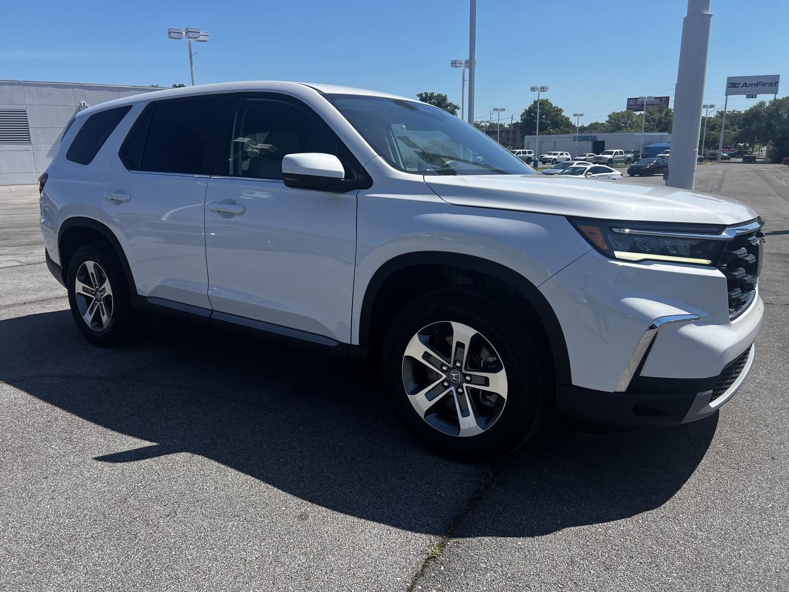 2023 Honda Pilot EX-L 8 Passenger