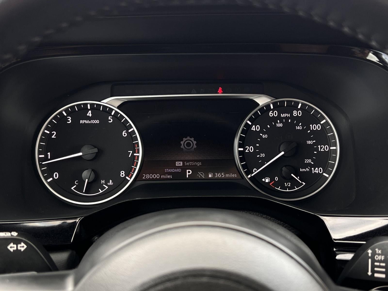 2025 Nissan Pathfinder SV