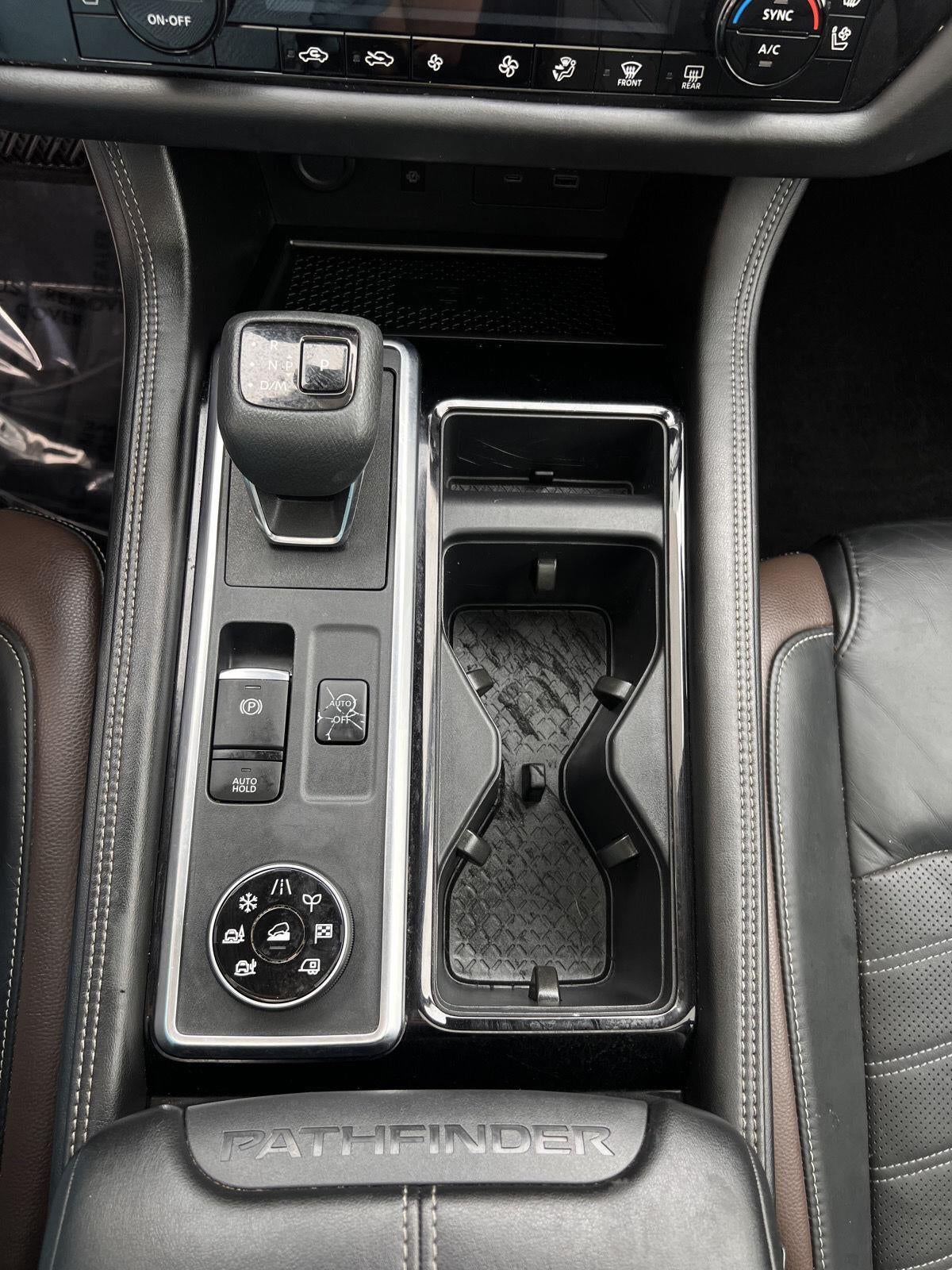 2022 Nissan Pathfinder Platinum