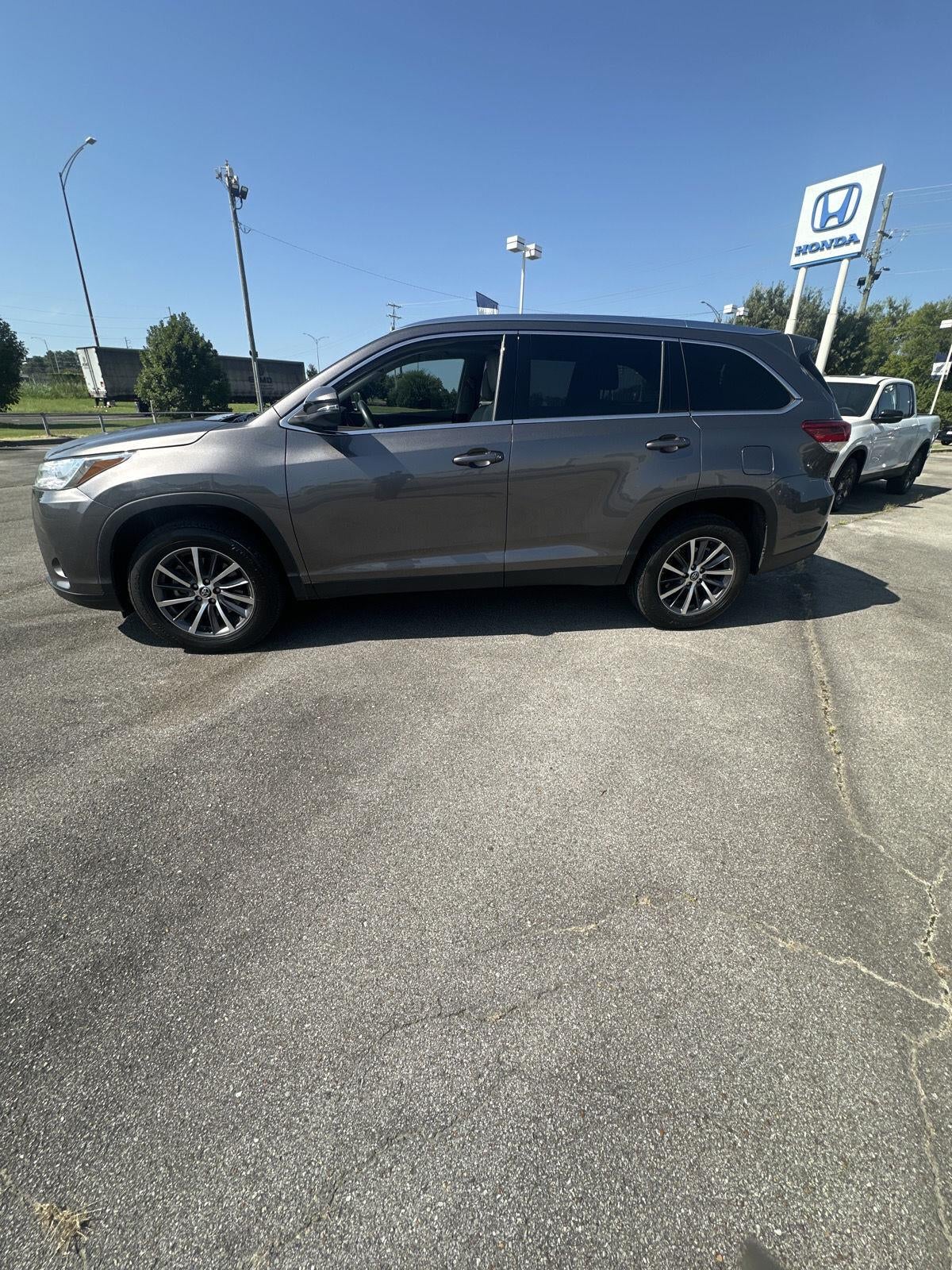2019 Toyota Highlander XLE