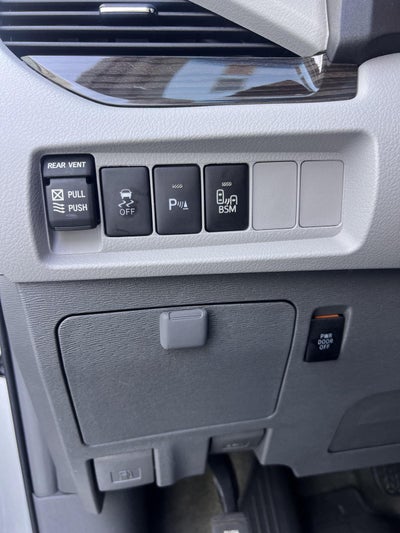 2017 Toyota Sienna XLE