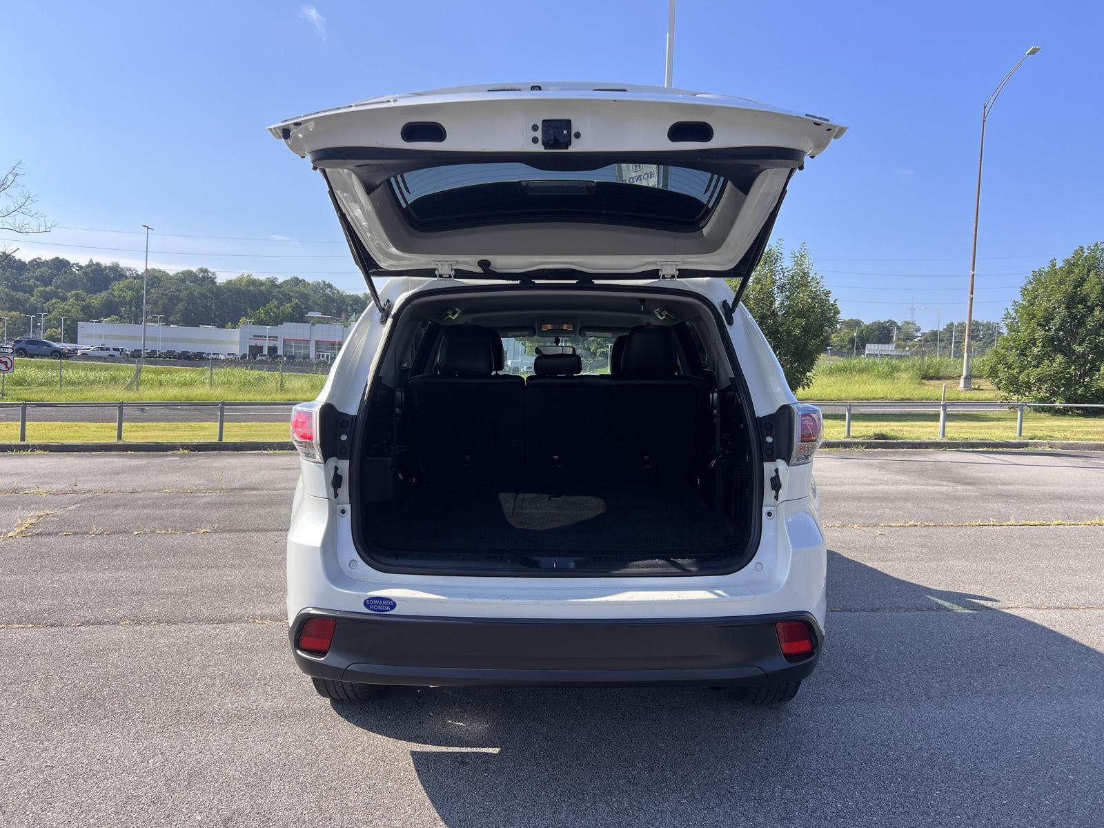 2015 Toyota Highlander LE