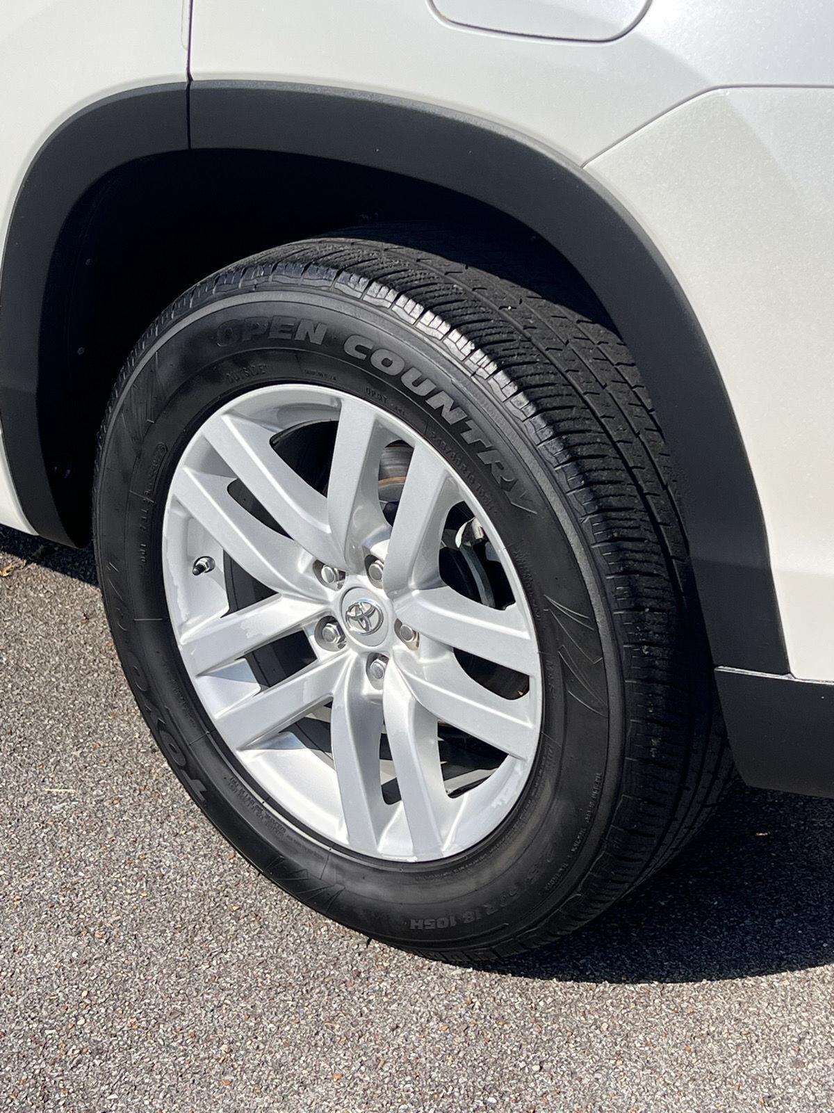 2015 Toyota Highlander LE