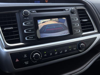 2015 Toyota Highlander LE